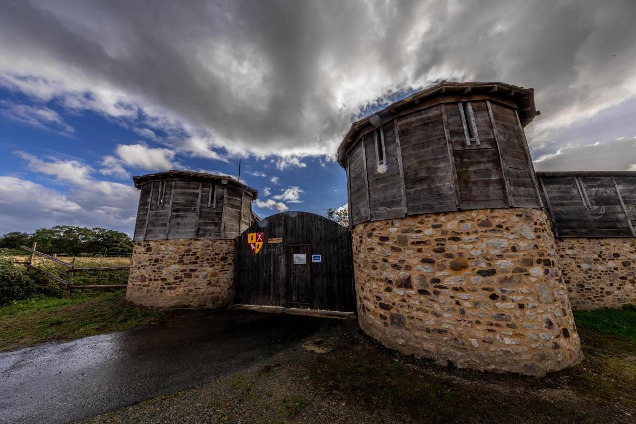 Domaine De La Ferte Clairbois Sainte-Suzanne (Mayenne) Exterior foto